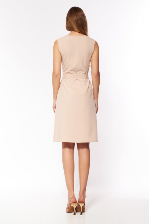 Sukienka Beżowa elegancka sukienka bez rękawów S200 Beige - Nife Sukienka Beżowa elegancka sukienka bez rękawów S200 Beige - Nife